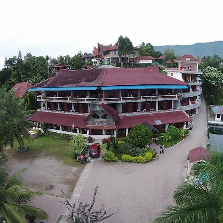 Ambaroba Resort Hotel Tuk Tuk Exterior foto